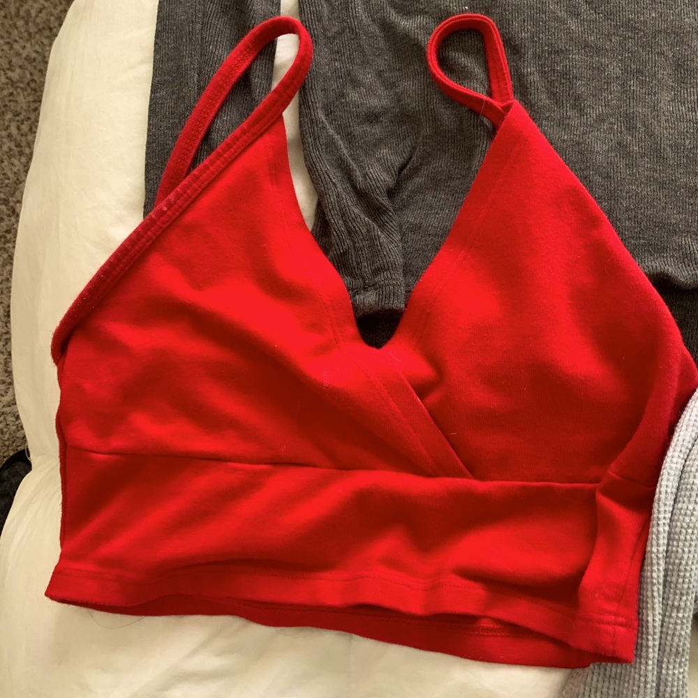 Brandy Melville tops 5pcs.